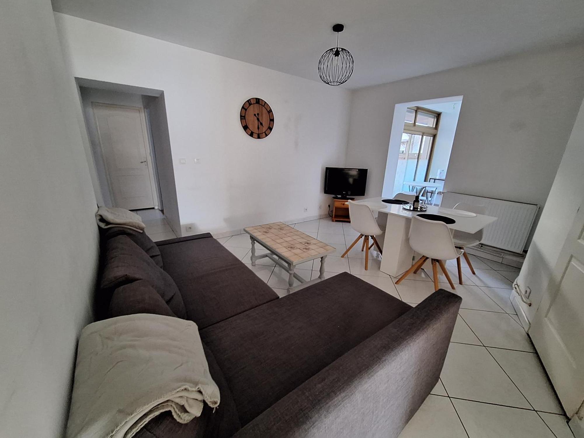 Le-Bon-Appart De Plain-Pied Avec Terrasse Auxonne Exteriör bild